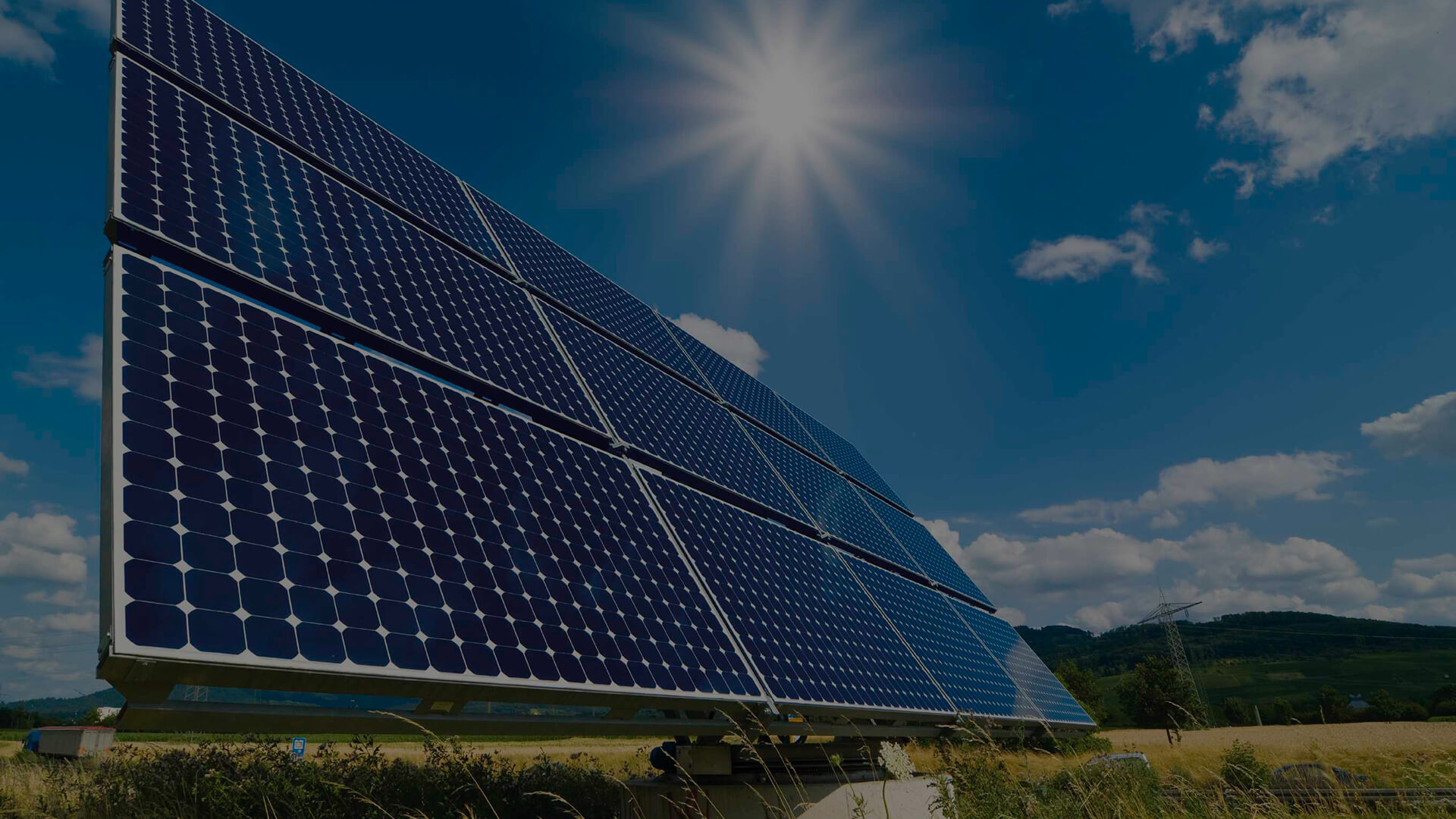 La idea básica del funcionamiento de los paneles solares y los componentes clave del sistema