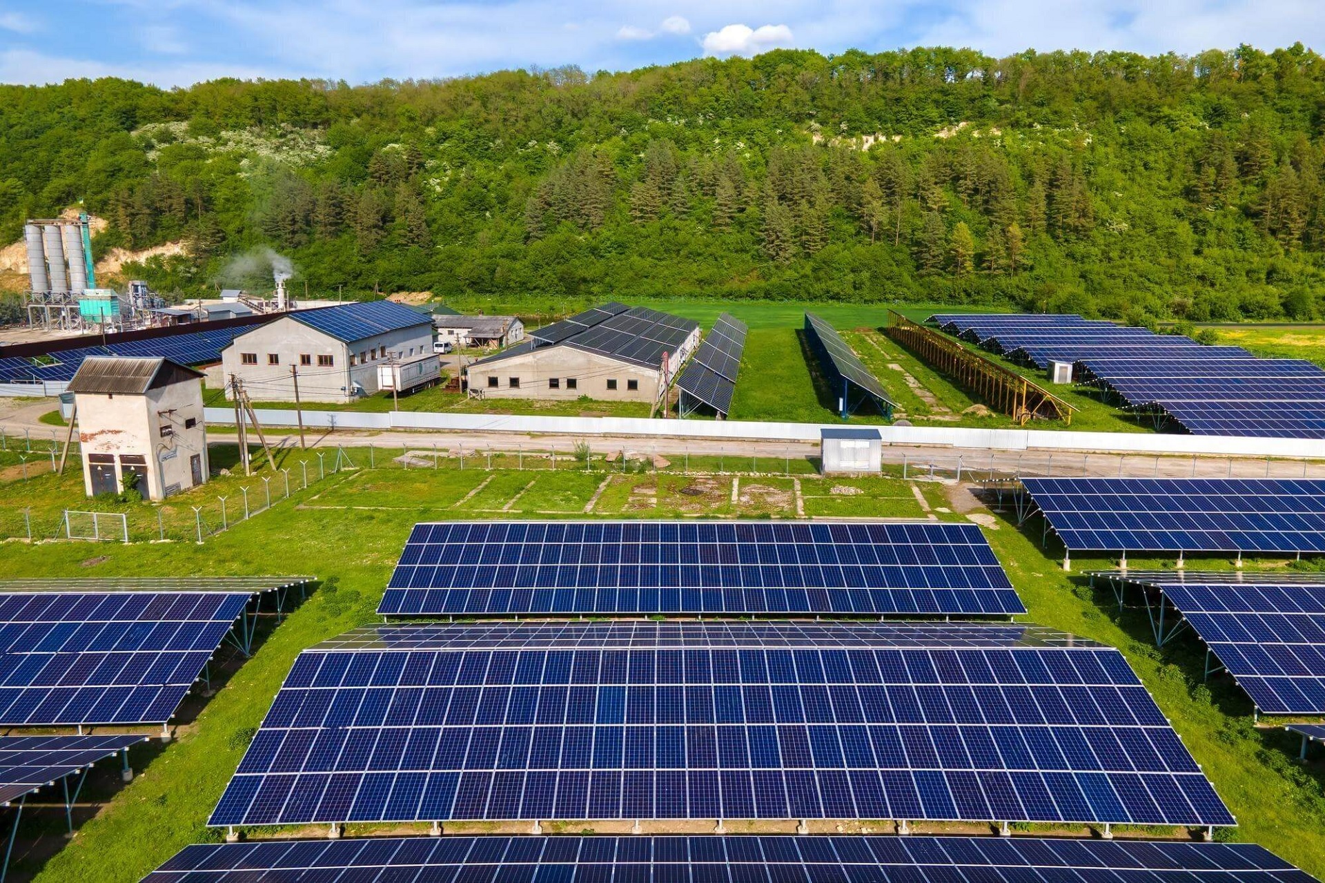 Mitos y realidades sobre los paneles solares: Desmintiendo conceptos erróneos comunes